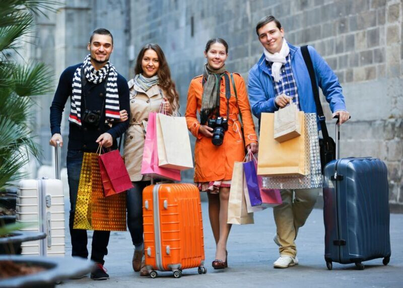 Một số trang phục được khách du lịch sử dụng trong mùa đông