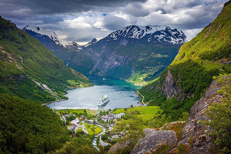 Vịnh hẹp Geiranger