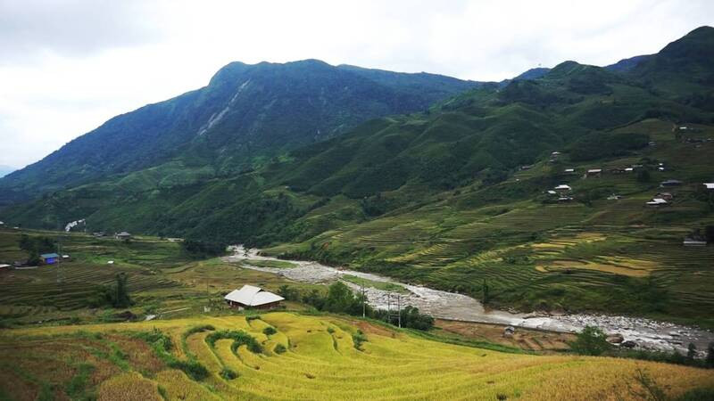 Ngắm cảnh thung lũng Mường Hoa