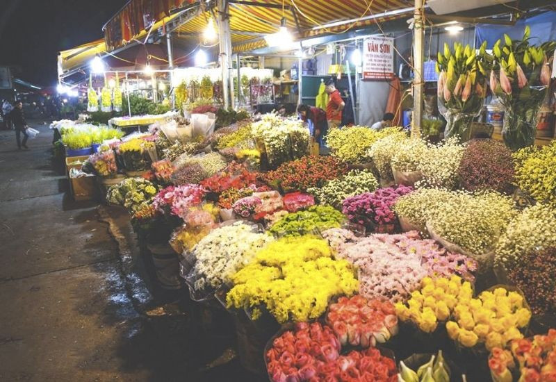 Chợ hoa Quảng Bá - khu chợ hoa nổi tiếng và sầm uất của Hà Nội
