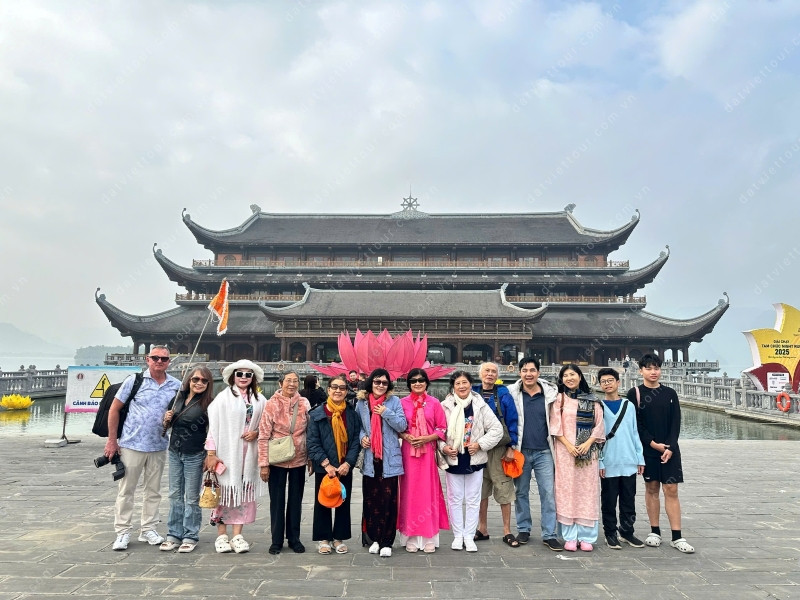 Tour du lịch Hà Nội trọn vẹn với dịch vụ chuyên nghiệp