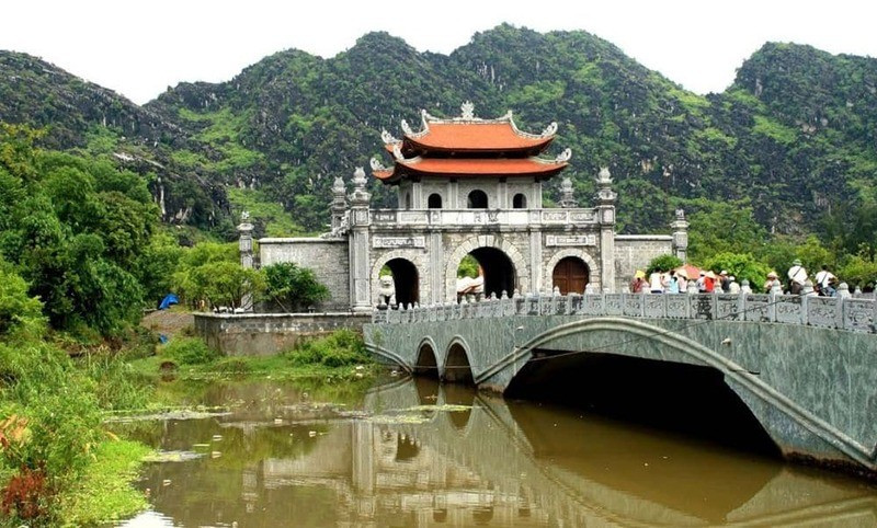 Cố Đô Hoa Lư điểm đến nổi bật vào ngày đầu tiên