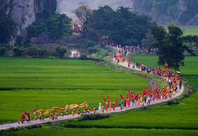 Du lịch Ninh Bình tháng 1 - Lễ hội đền Thái Vi nhiều màu sắc nổi bật