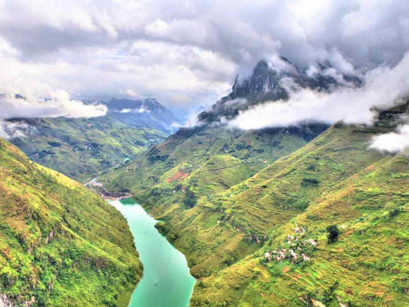 Chinh phục đèo Mã Pì Lèng