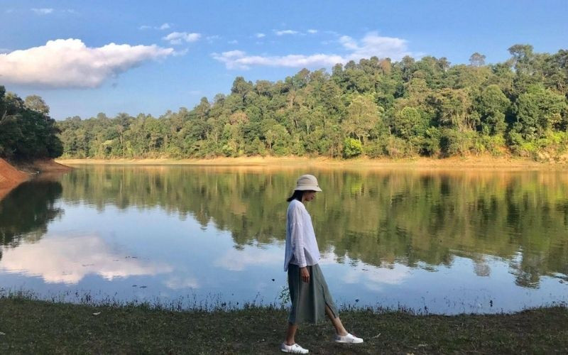 Khung cảnh hồ Pá Khoang mùa thu bình yên và thơ mộng