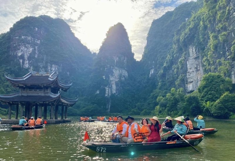 Cảnh sắc Tràng An yên bình trong tiết trời đầu đông