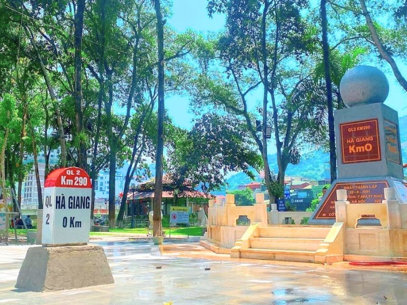 Check - in Km0 Hà Giang Check - in 0 Km Hà Giang