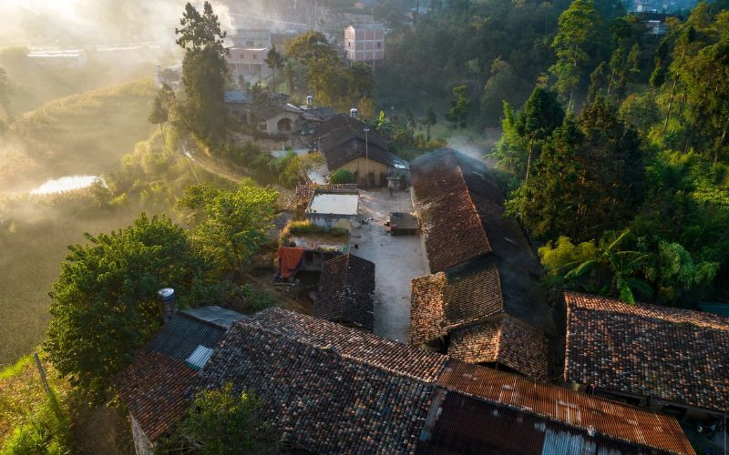 Khung cảnh bình yên của làng
