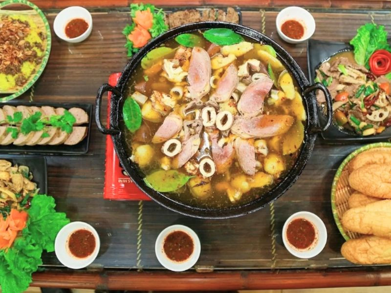 Thưởng thức thắng cố của người Dao Thưởng thức thắng cố của người Dao