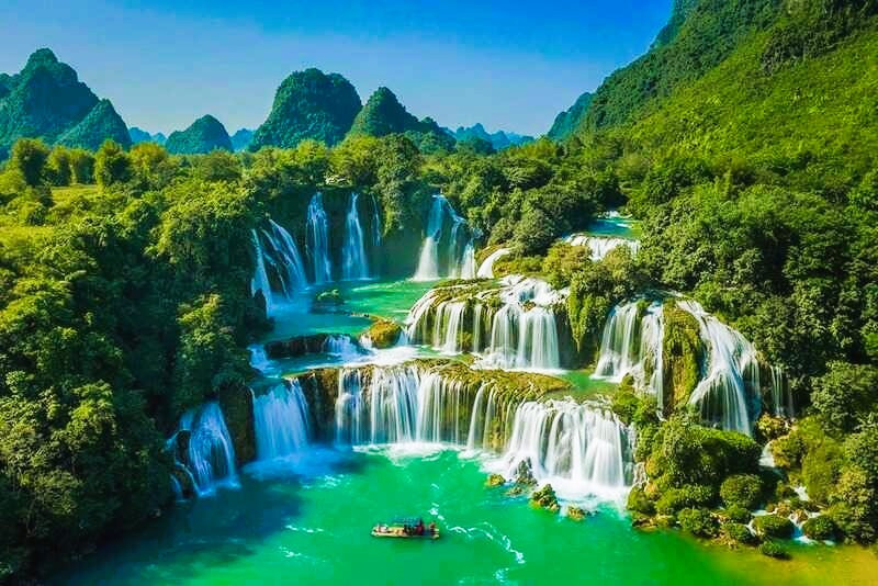 Thác Dải Yếm đẹp như tranh ở Mộc Châu