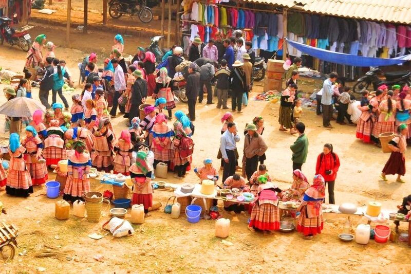 Chợ phiên mang đậm bản sắc văn hóa vùng cao Chợ phiên mang đậm bản sắc văn hóa vùng cao (Ảnh: Sưu tầm)