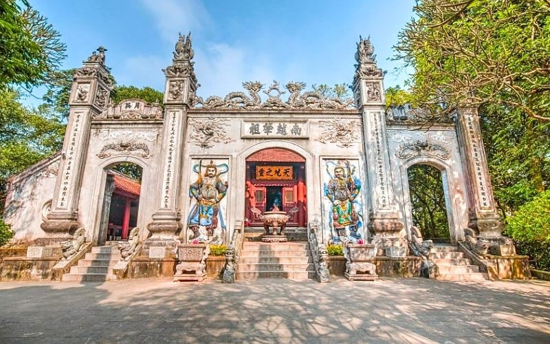 Chiêm ngưỡng vẻ đẹp cổ kính nơi đền Hùng Chiêm ngưỡng vẻ đẹp cổ kính nơi đền Hùng
