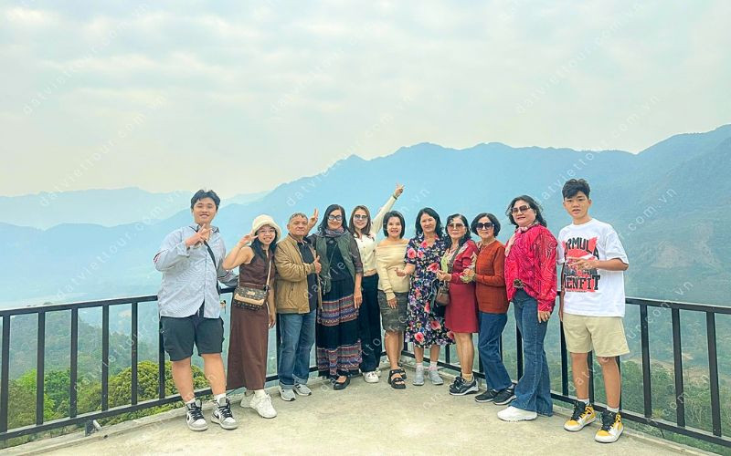 Du lịch miền Bắc cùng Đất Việt Tour