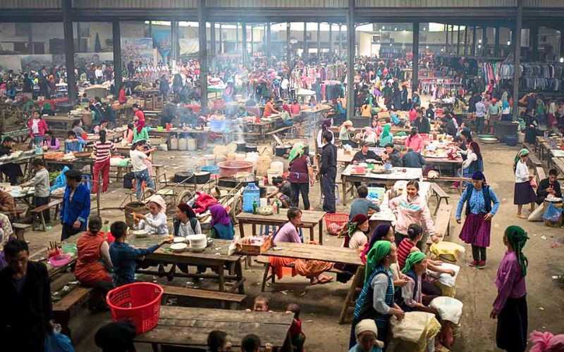 Nhịp sống chậm rãi khi trời dần tối