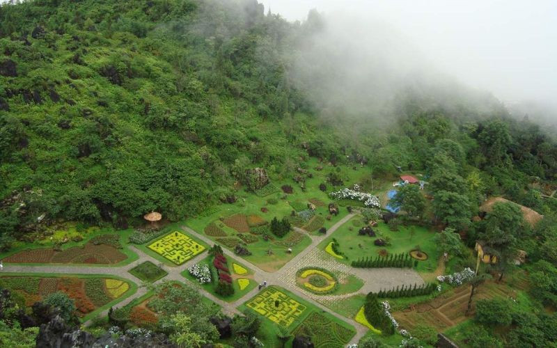 Núi Hàm Rồng tại SaPa
