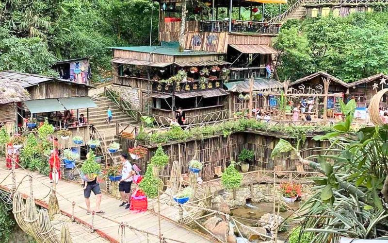 Trải nghiệm văn hoá vùng Tây Bắc trên ngôi làng nhỏ 