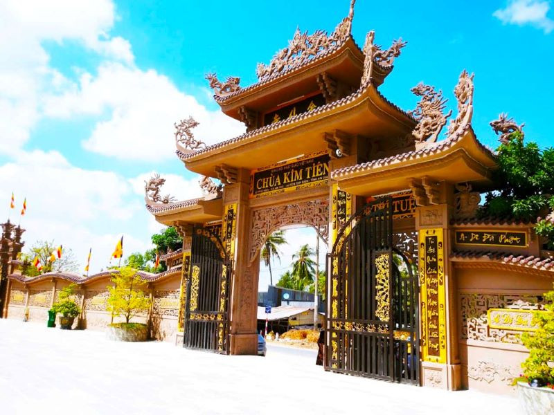 cong-tam-quan-chua-kim-tien-an-giang