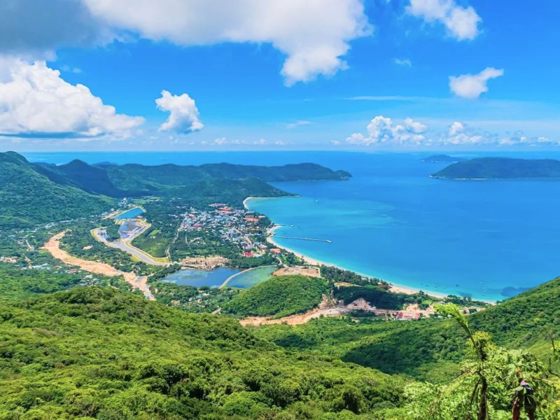 Khung cảnh của Côn Đảo Khung cảnh của Côn Đảo