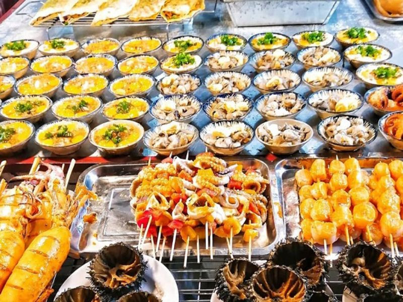 Thưởng thức hải sản tươi Thưởng thức hải sản tươi