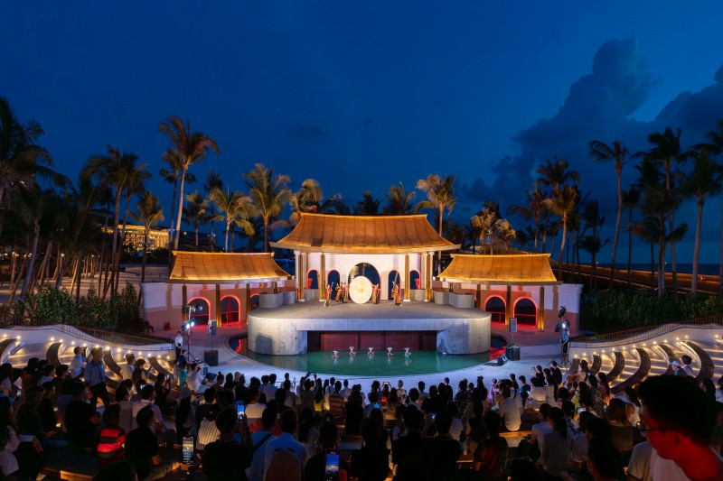 Nhà hát múa rối đầu tiên bên bãi biển tại Việt Nam - Nhà hát À Ơi