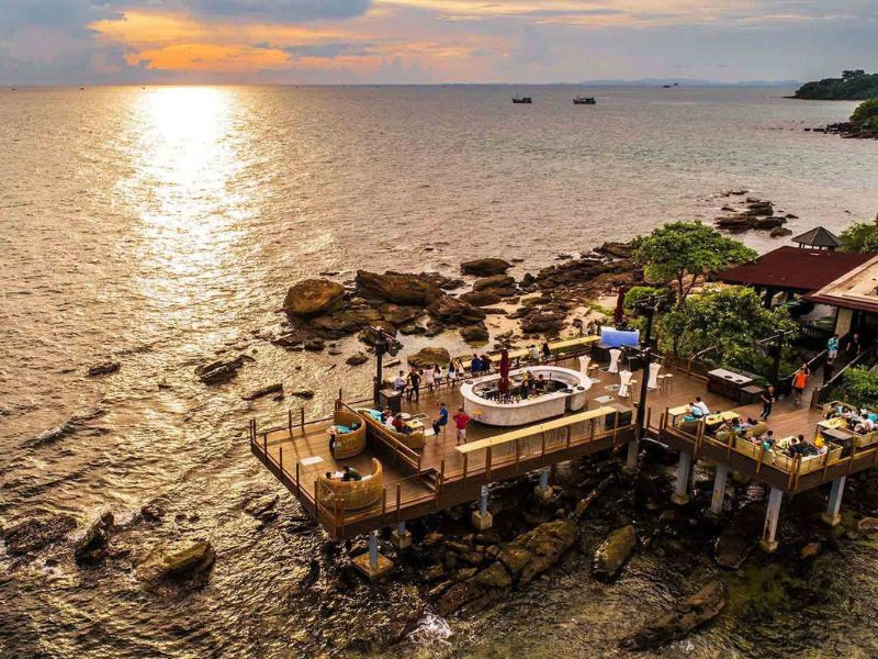 Rock Island Club - địa điểm cao cấp Rock Island Club - địa điểm cao cấp