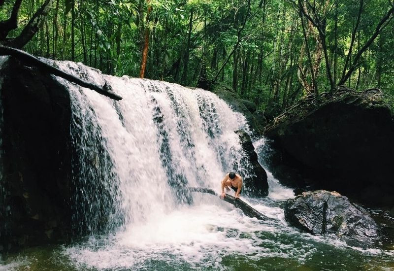 Khung cảnh thiên nhiên trong lành tại Suối Đá Ngọn Phú Quốc Khung cảnh thiên nhiên trong lành tại Suối Đá Ngọn Phú Quốc