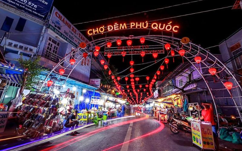 Địa điểm du lịch Phú Quốc tháng 8 về đêm
