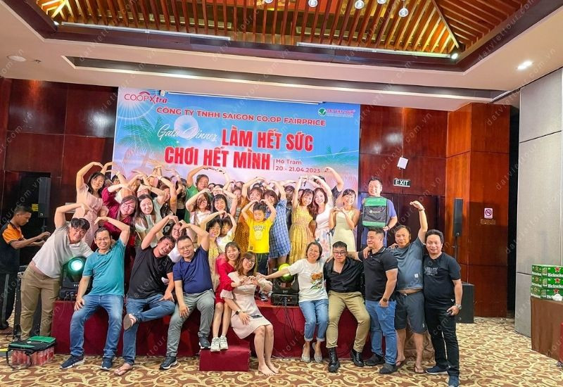 Đất Việt Tour - đơn vị uy tín tổ chức tour Vũng Tàu cho doanh nghiệp Đất Việt Tour - đơn vị uy tín tổ chức tour Vũng Tàu cho doanh nghiệp