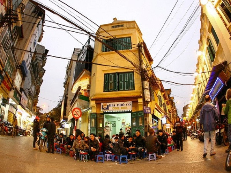 Điểm danh những khu phố Tây nổi tiếng ở Việt Nam - ảnh 1
