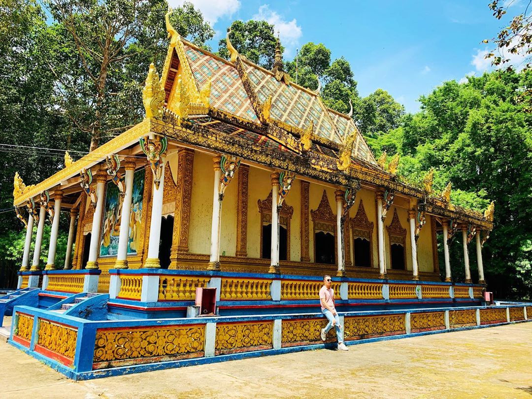 Chùa Dơi mang phong cách kiến trúc của người Khmer