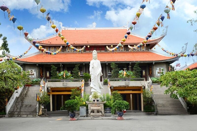 Chùa Vĩnh Nghiêm nổi bật với kiến trúc Phật giáo Bắc tông Chùa Vĩnh Nghiêm nổi bật với kiến trúc Phật giáo Bắc tông (Ảnh: Sưu tầm)