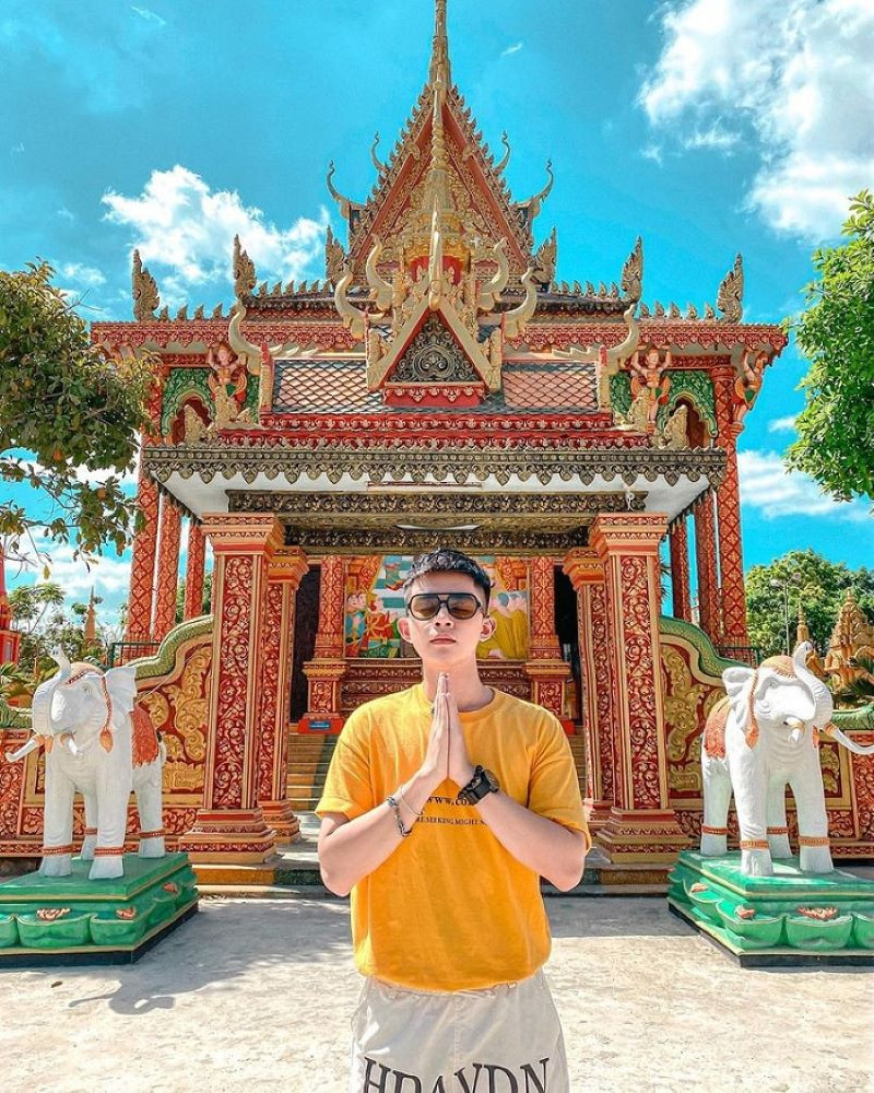 Checkin tại chùa Monivongsa Bopharam