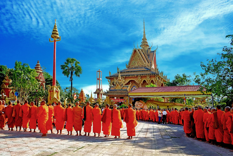 Tìm hiểu về văn hóa và tham gia vào các lễ hội của chùa Monivongsa Bopharam