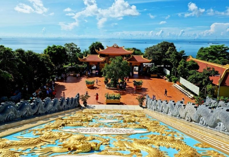 Chùa Hộ Quốc Phú Quốc là điểm cầu tài lộc linh thiêng dịp Tết