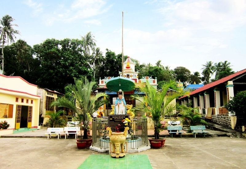 Cổ tự chùa Sùng Hưng Phú Quốc với kiến trúc truyền thống