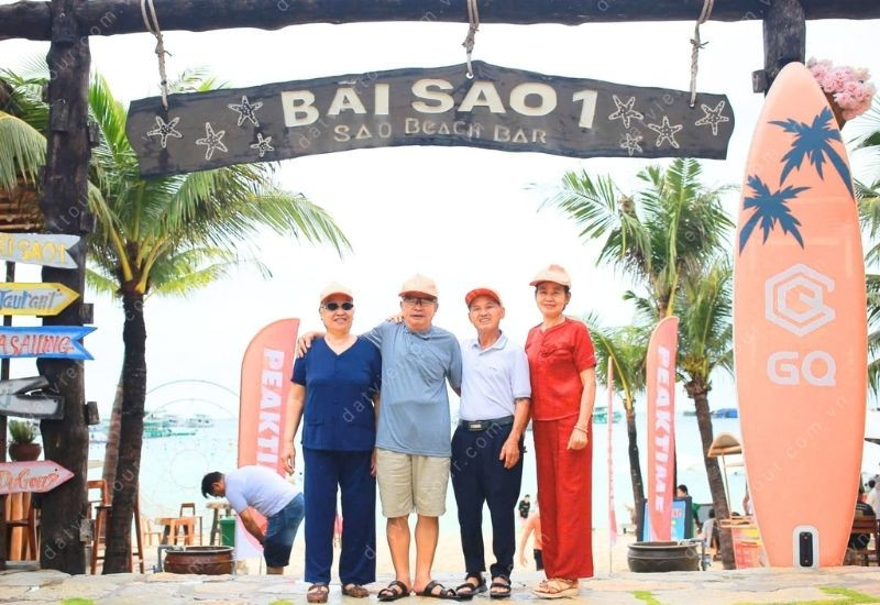 Tour lặn ngắm san hô Phú Quốc phù hợp cho gia đình, nhóm bạn và các cặp đôi 