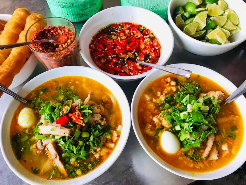 Lạ miệng với món bánh canh ruộng tại quán cô Cúc