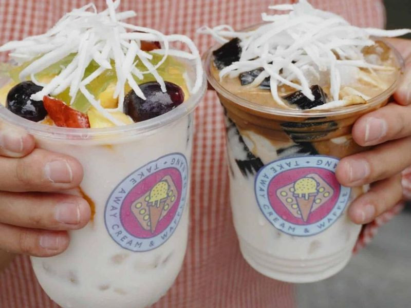 Quán chè dừa dầm Take Away Cream & Waffle