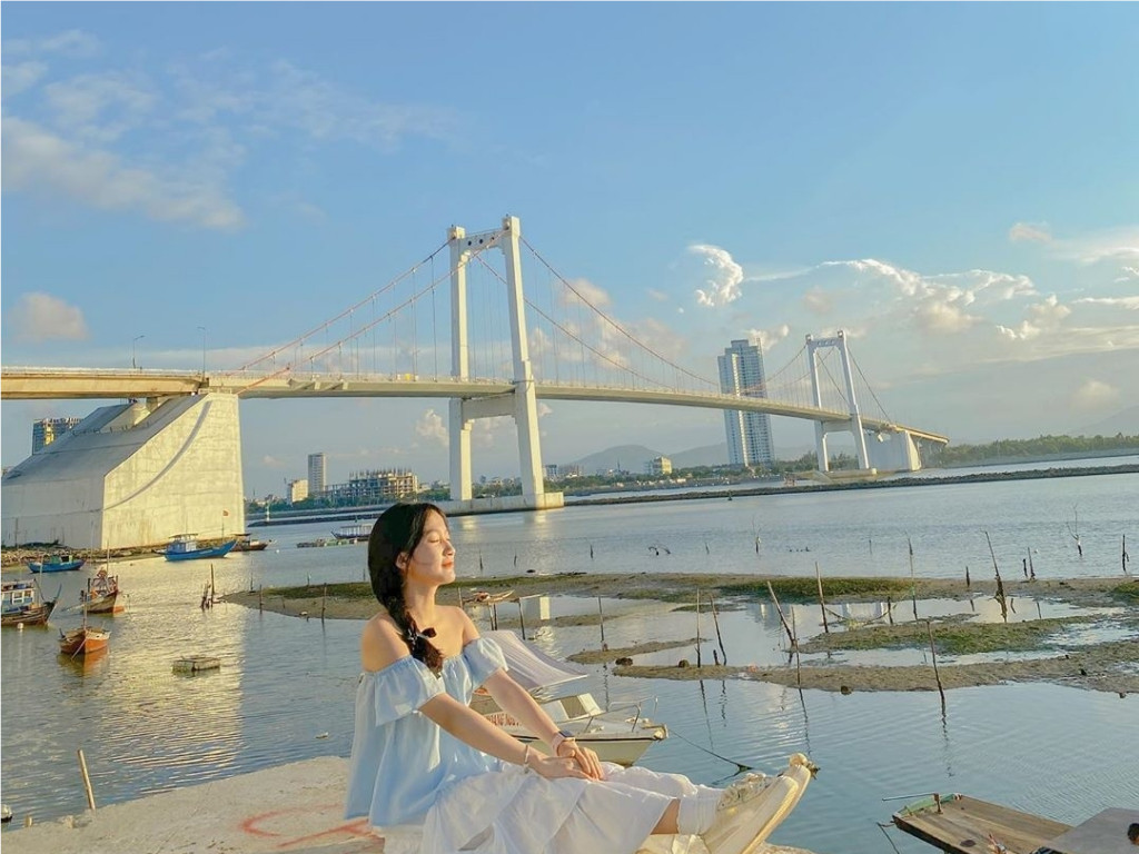 Check-in top 5 cây cầu nổi tiếng nhất trong chuyến du lịch Đà Nẵng 30/4
