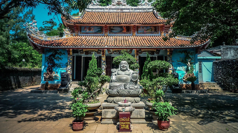 Khuôn viên chùa Tam Thai ở Đà Nẵng