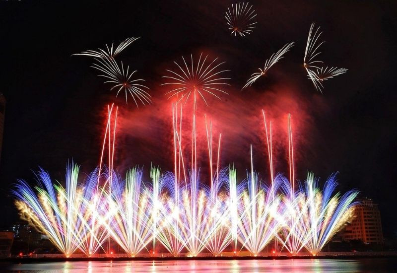 Xem lễ hội pháo hoa tại Đà Nẵng