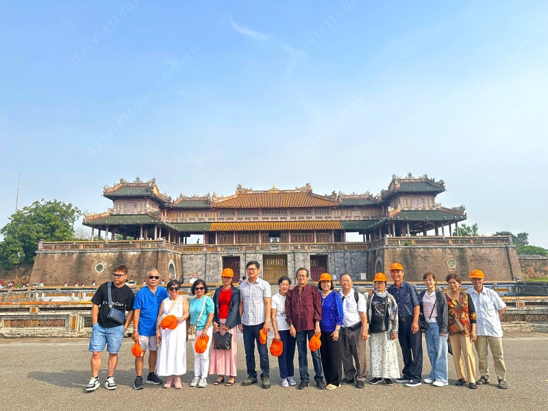 Tiện ích “siêu mê” trong tour của nhà Đất Việt