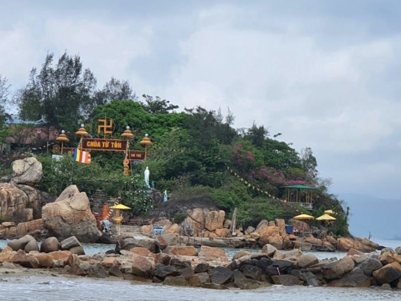 Chùa Từ Tôn - Ngôi chùa bình yên trên Hòn Đỏ Nha Trang
