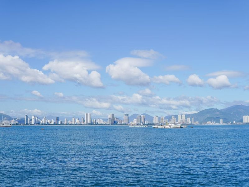Nha Trang là địa điểm du lịch có chi phí khá hợp lý. 