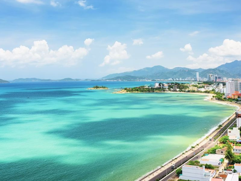 Khung cảnh Nha Trang vào tháng 9