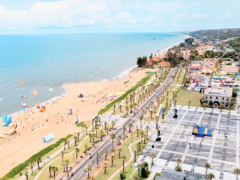 Check - in biển tại Bikini Beach Check - in biển tại Bikini Beach