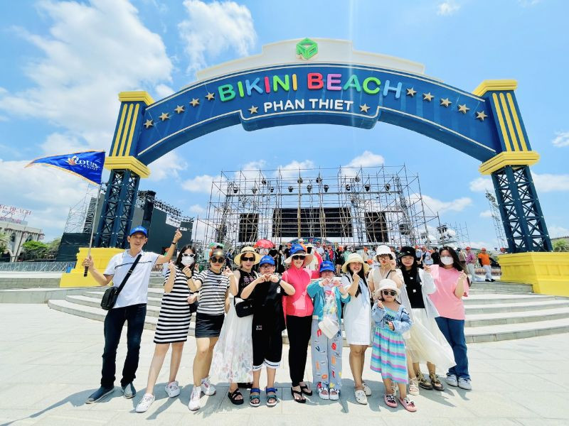 Check-in tại Bikini Beach Check-in tại Bikini Beach