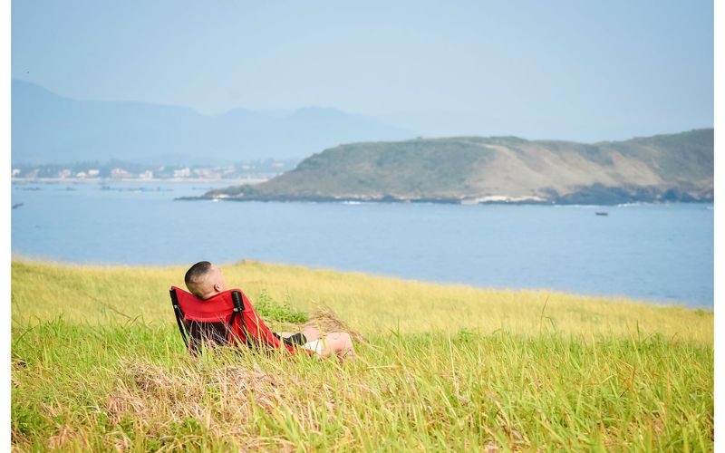 Phóng tầm mắt ngắm núi Chóp Chài
