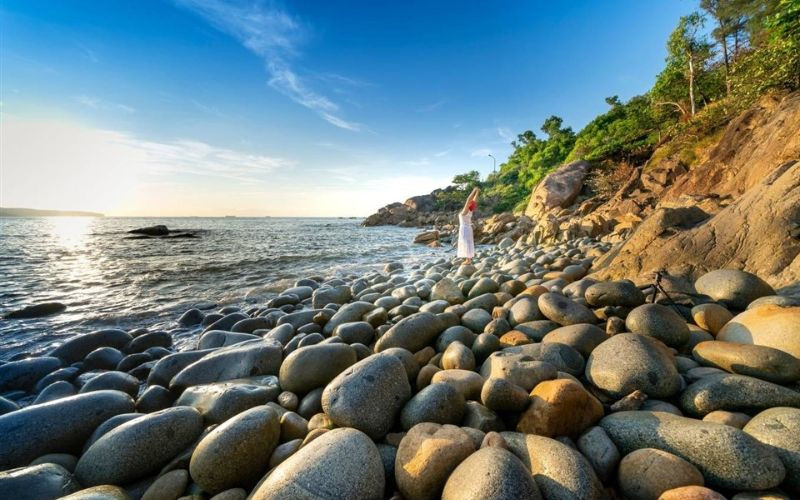 Vẻ đẹp hoang sơ của Ghềnh Ráng - Tiên Sa 