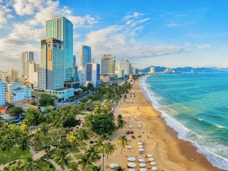 Khung cảnh thiên nhiên của miền Trung vào dịp Tết Khung cảnh thiên nhiên của miền Trung vào dịp Tết (ảnh: sưu tầm)